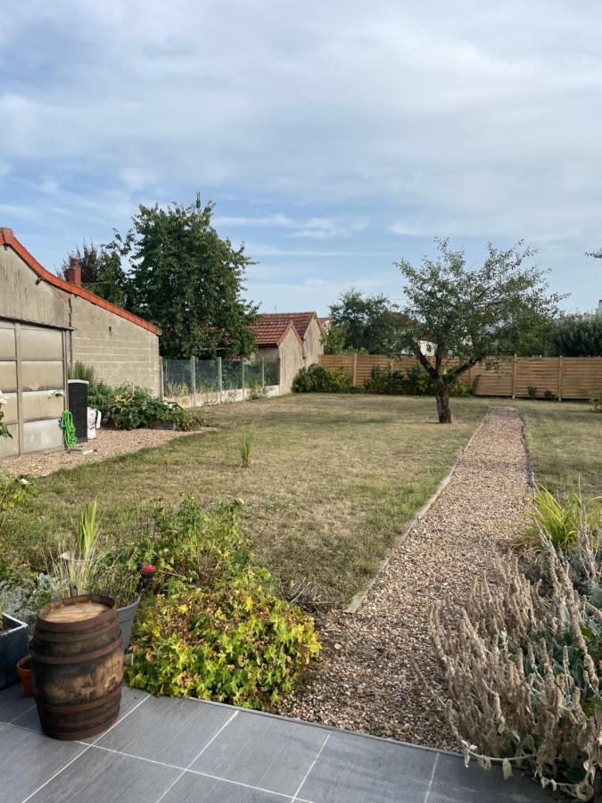 Petite Pause Nivernaise Varennes-Vauzelles Exterior foto